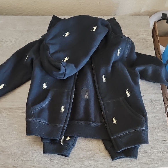 Ralph Lauren Black Hoodie and Pants Set - Picture 4 of 4